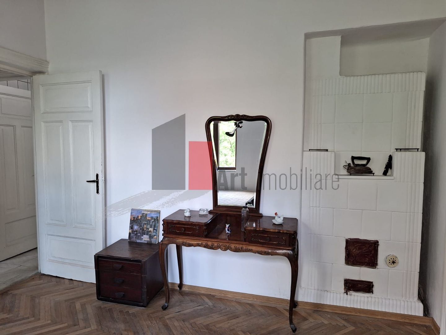 Apartamentul "KORTER" , et. 2 in vila, SINGUR PE ETAJ - Poză 9