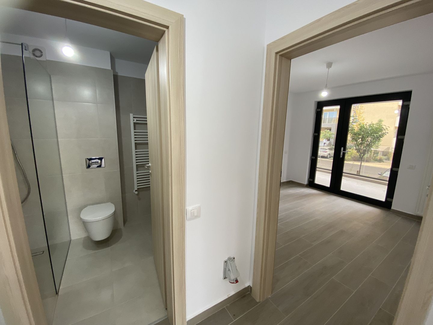 Spațiu comercial / Birouri de închiriat în Urban Plaza | Predare imediată - Poză 7