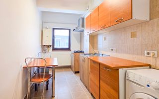 Garsonieră modernă 30 mp, Str. Cooperativei, cu balcon și parcare - Poză 8