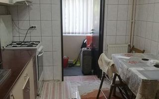 Apartament 3 camere Păcurari LukOil-Piața Păcurari - Poză 2