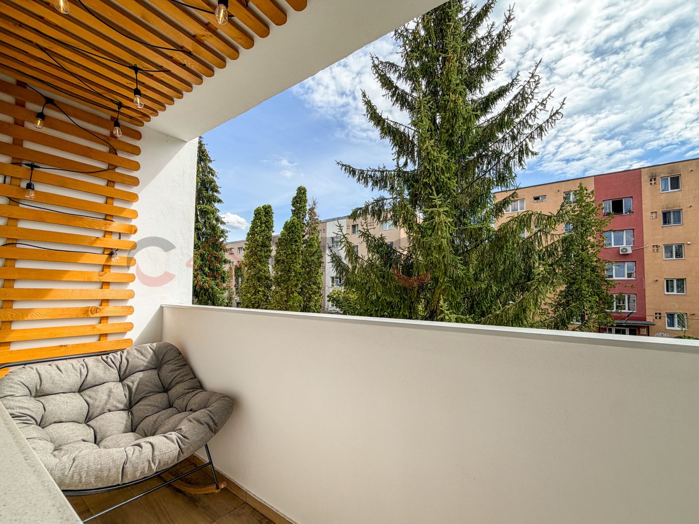 3 camere mobilat modern, la cheie, etaj intermediar - Poză 9