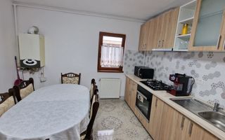 Apartament  camere Girocului etaj 2 cu centrala - Poză 3