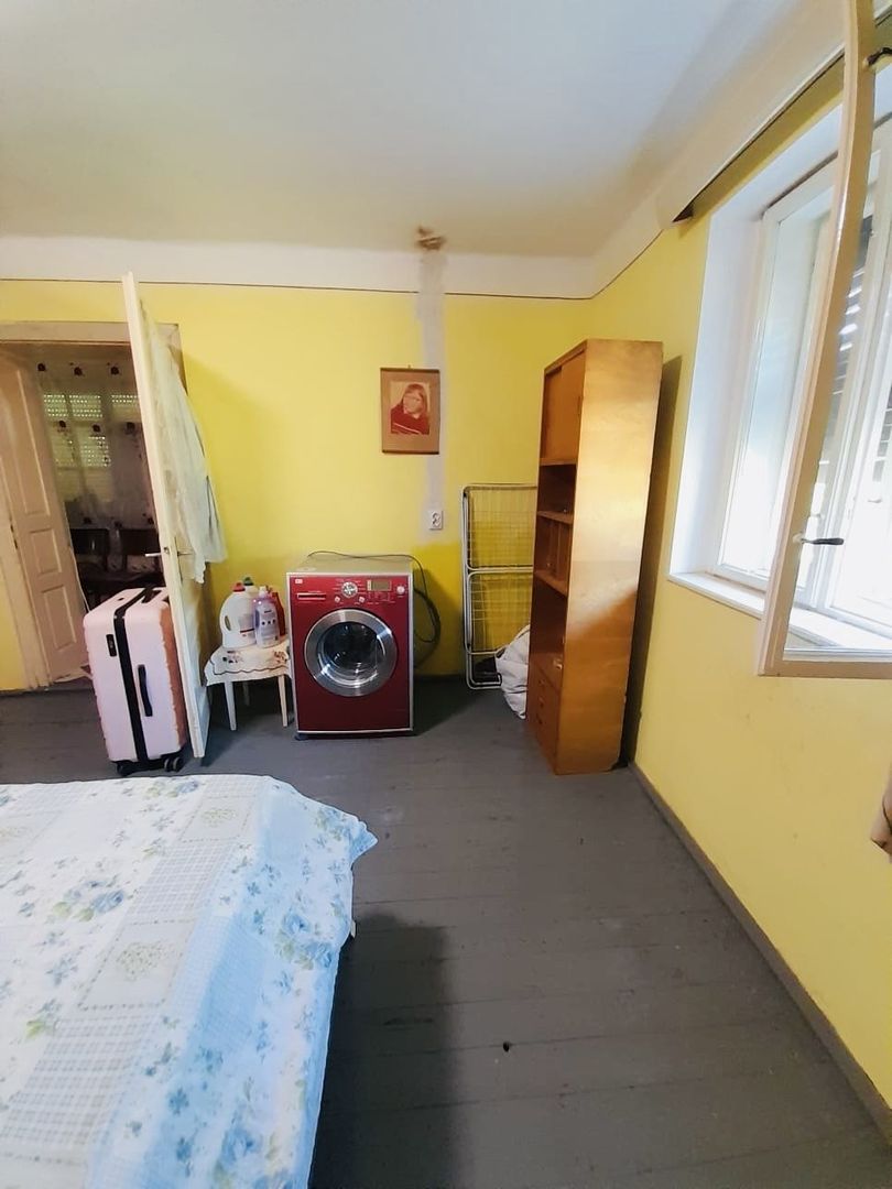 Casă + 2870 mp teren – oportunitate Ciocaia - Poză 12