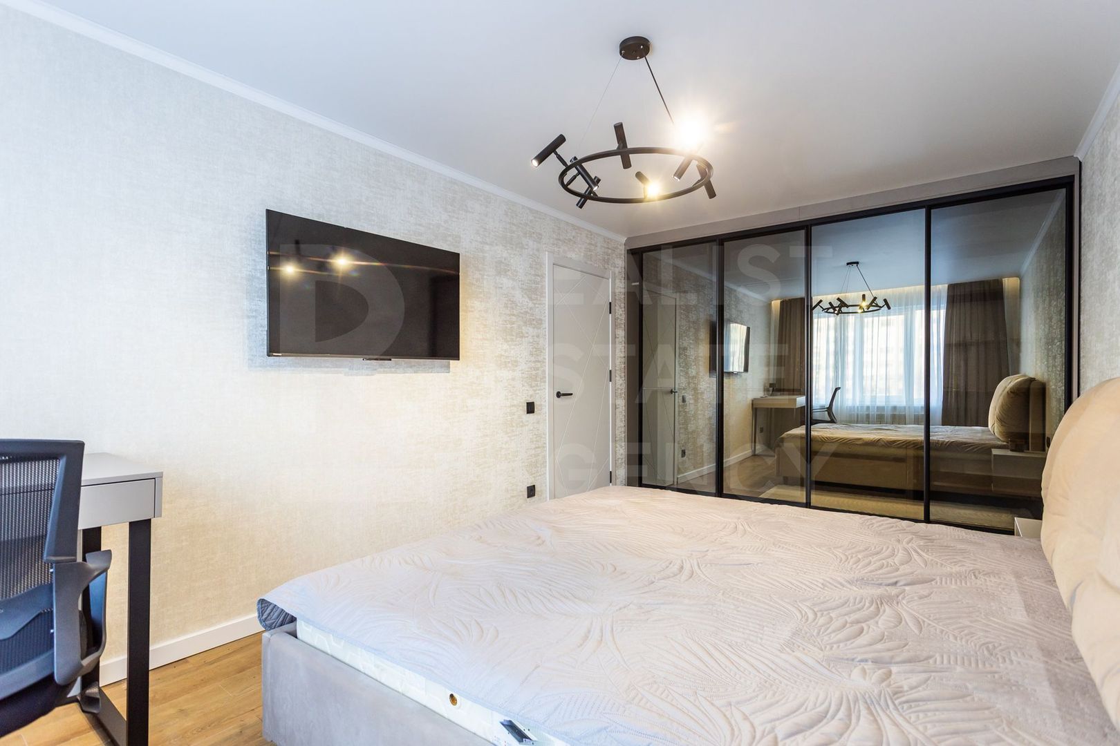 Vânzare , apartament, 2 camere, bd. Mircea cel Bătrân Ciocana - Poză 5