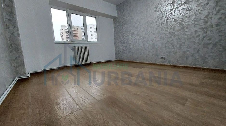 Apartament 3 camere Pacurari decomandat 1990 etaj 2 9 renovat - Poză 2
