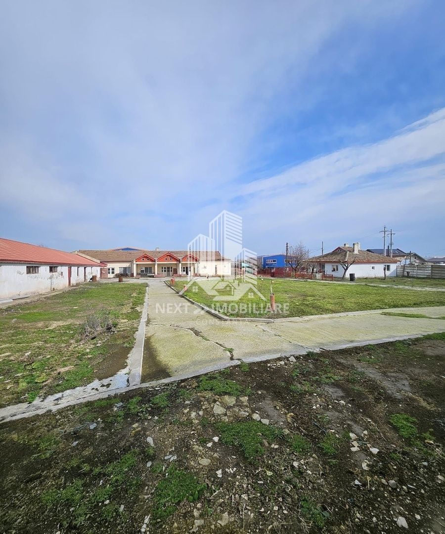​Oportunitate Investiție Ovidiu: Teren 4455 mp și Clădiri 1067 mp - Poză 9