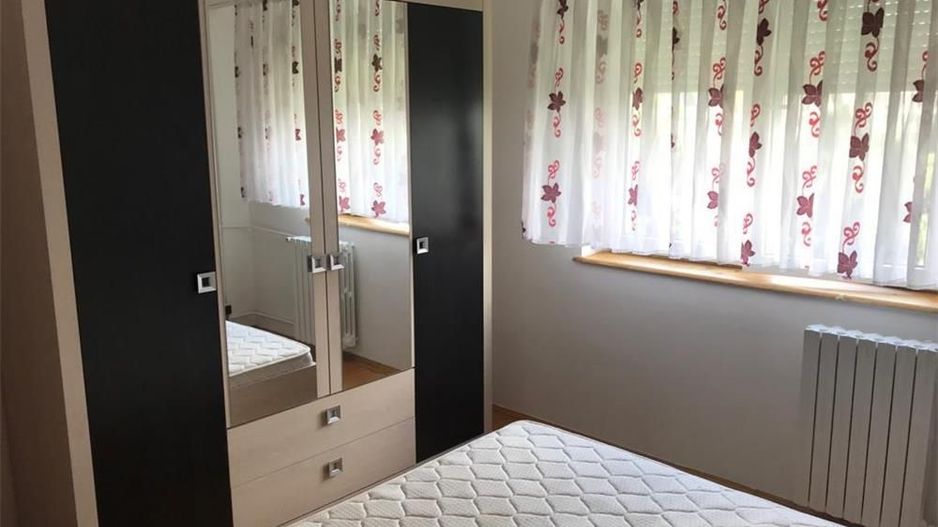 Apartament 3 camere de închiriat Piața Sudului - Poză 1