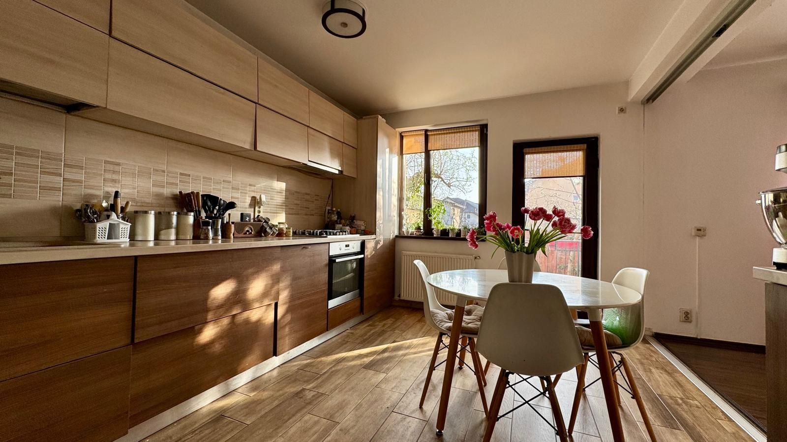 Casa individuala Chiajna - Rosu, 6 camere P+1Et+M, 217 mp utili, STB - Poză 5