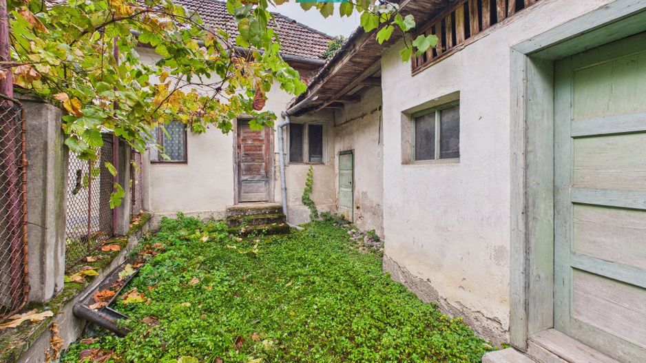 Casă cu 4 camere, în localitatea Gurahonț, Arad - Poză 19