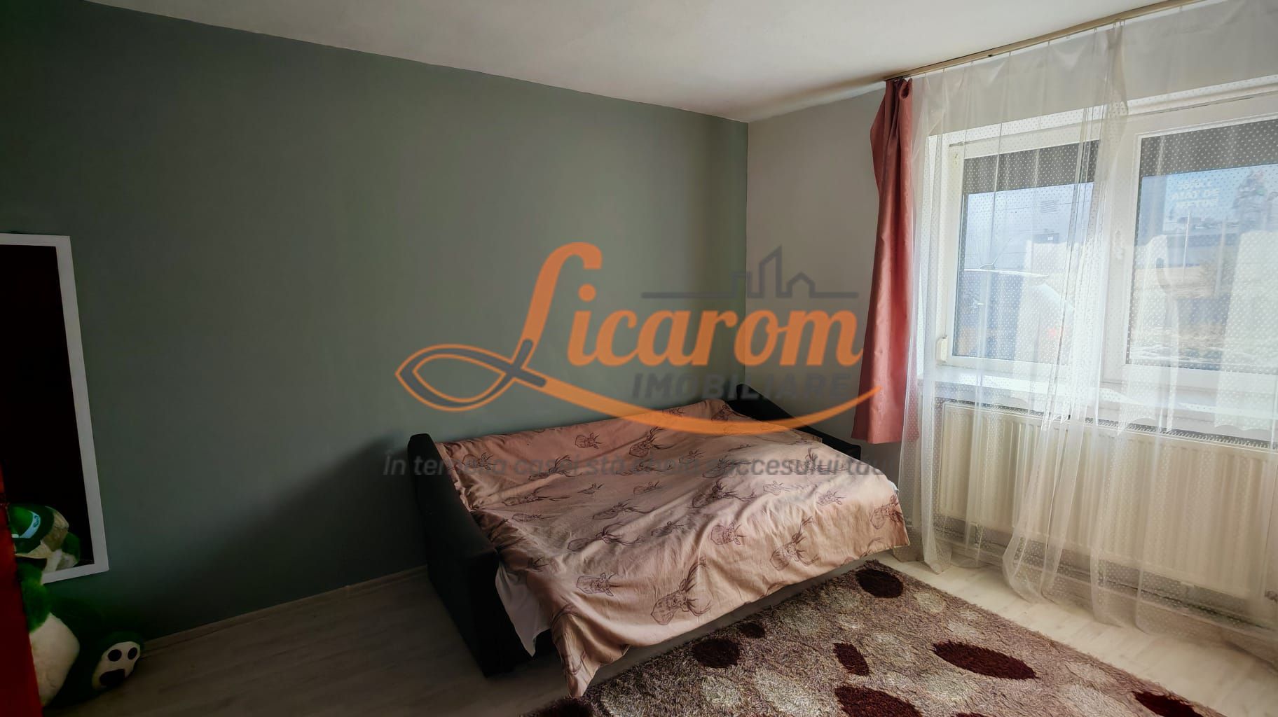 Corp de casa 4 camere zona Nicopole,curte comuna cu 1 familie. - Poză 6
