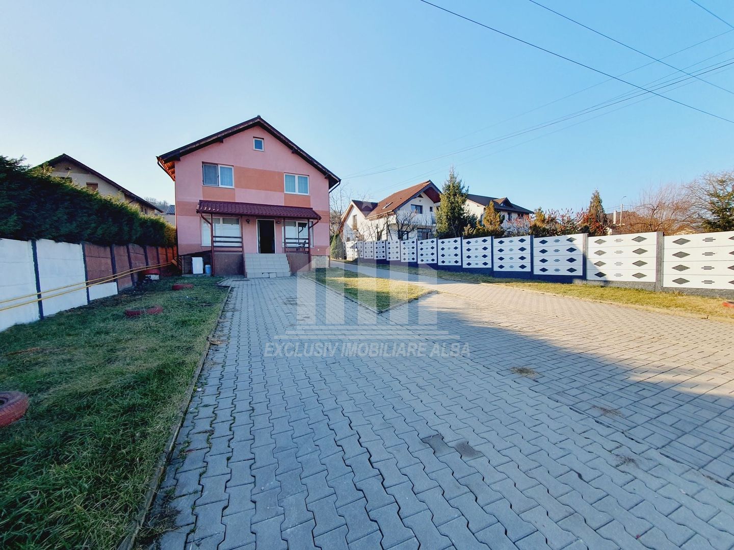 Casa de inchiriat in Cetate - Poză 1