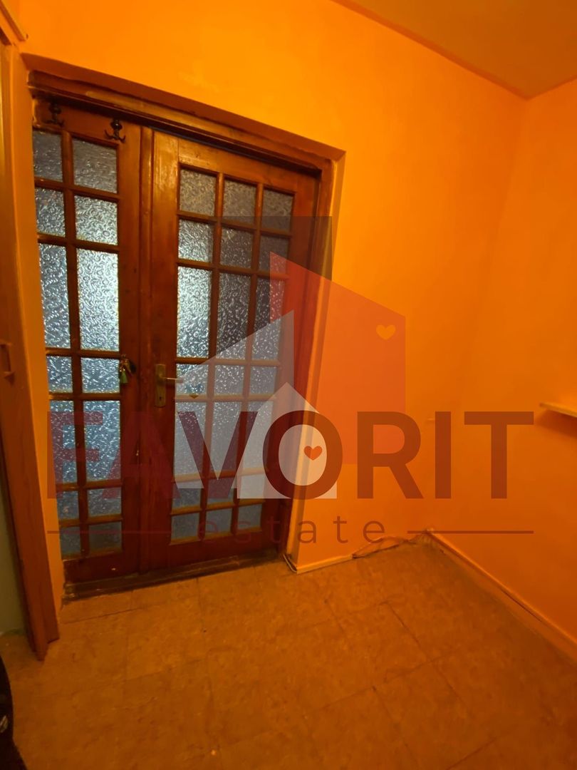 Garsoniera | Localizare foarte buna | Aer conditionat | Acoperis refacut | - Poză 2