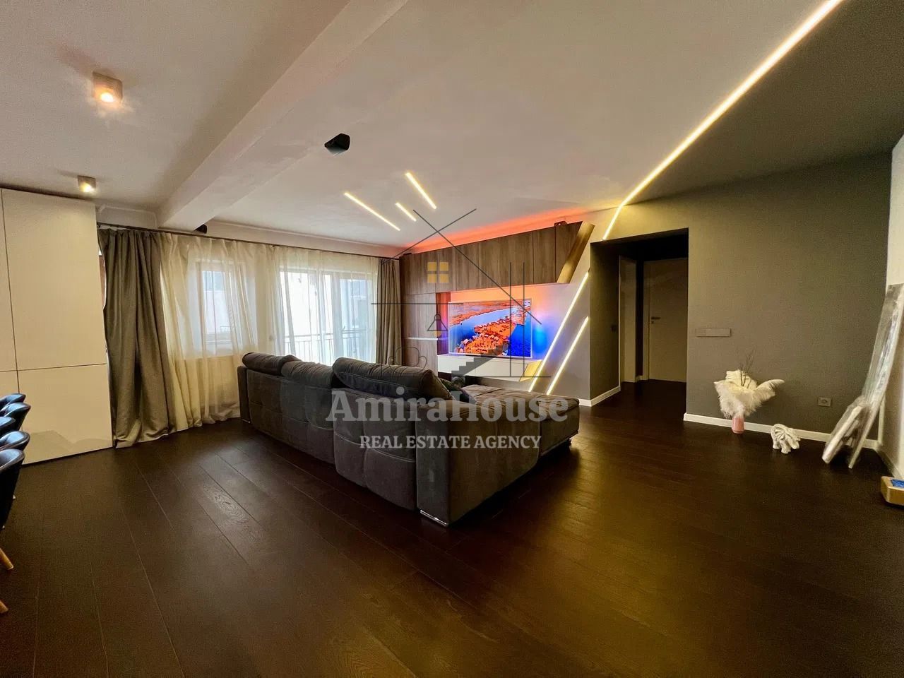Apartament 3 camere, 107 mp, finisat, parcare, cartierul Europa - Poză 6