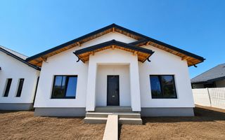 Casa individuala cu 4 camere de vanzare, curte 343 mp, Comuna Berceni - Poză 1