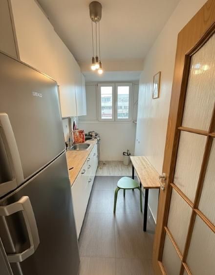 Apartament 2 camere Universitate, vedere panoramica, balcon,  2 min metrou - Poză 5