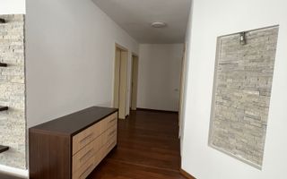 De inchiriat! Apartament spatios, zona exceptionala! - Poză 11