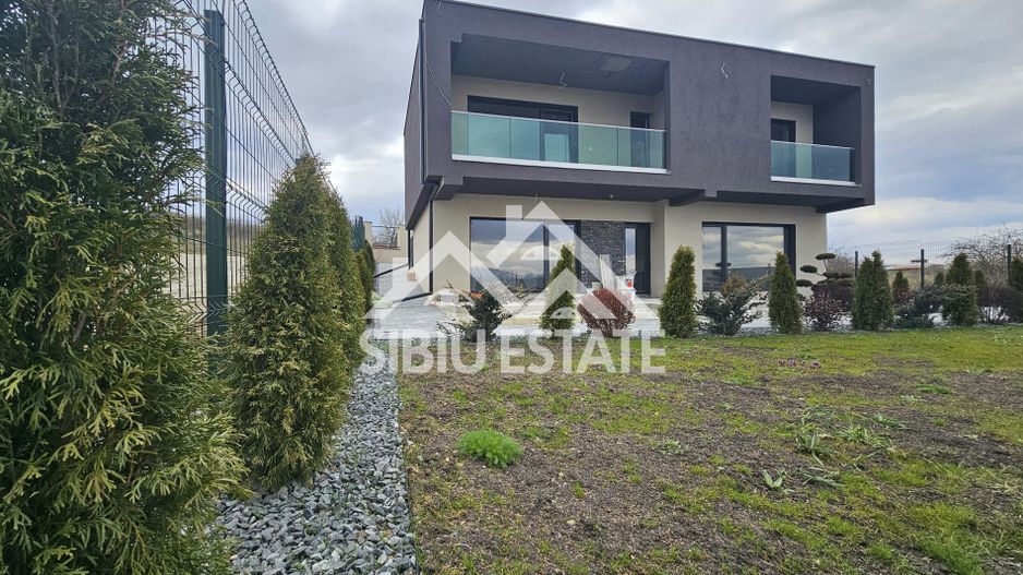 Casa moderna terase panoramice, garaj, curte mare - Poză 21