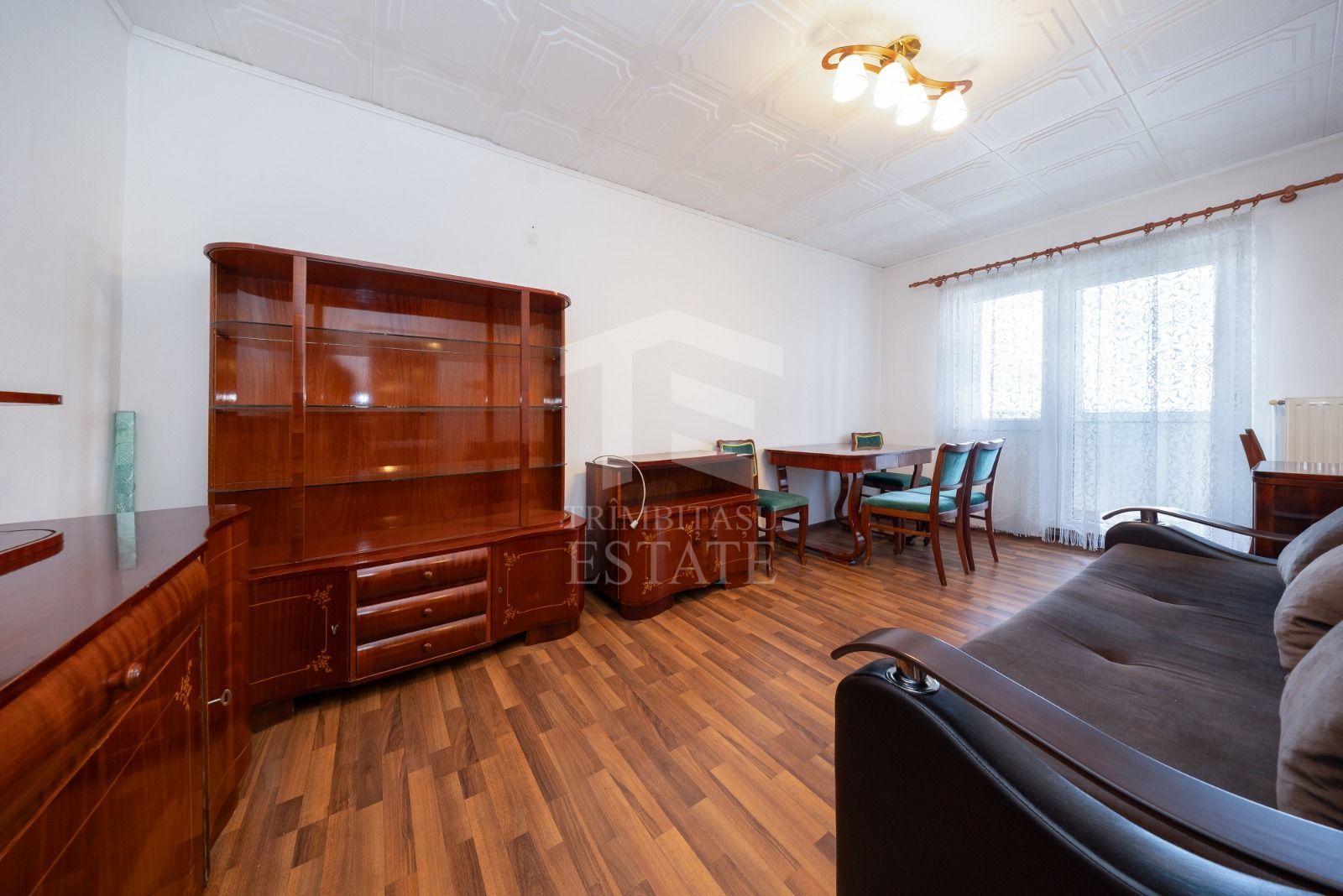 Triaj-Apartament 2 camere 55mp - Poză 1