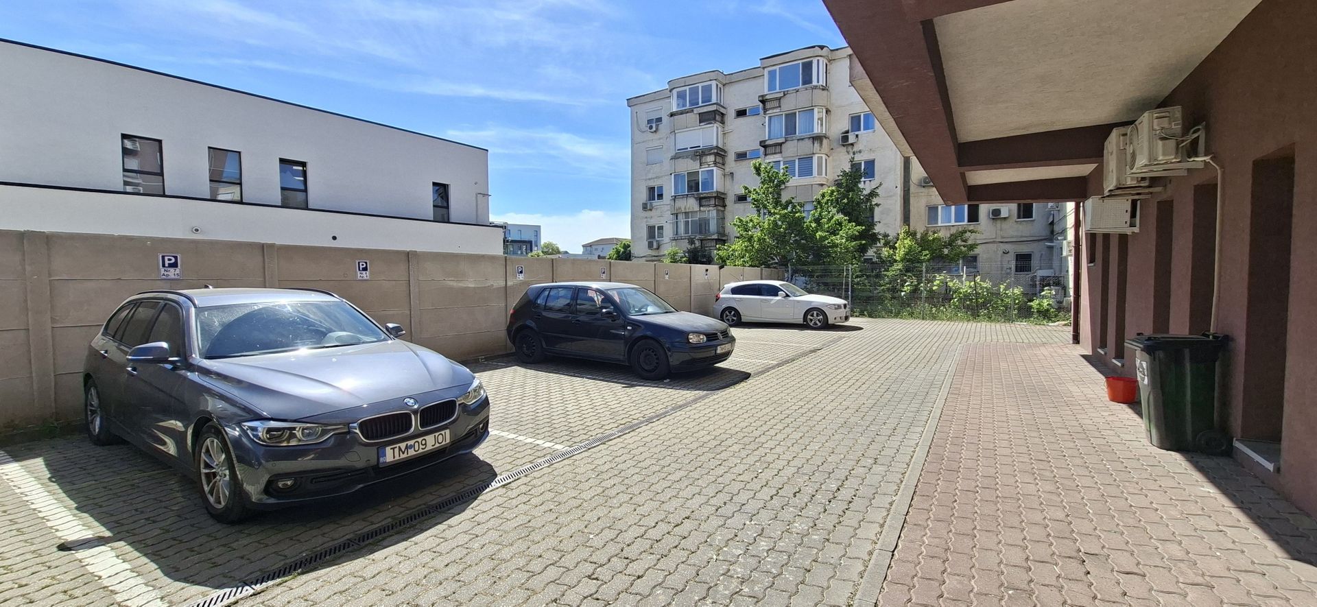 Apartament cu 2 camere si loc de parcare - Torontalului - Poză 25