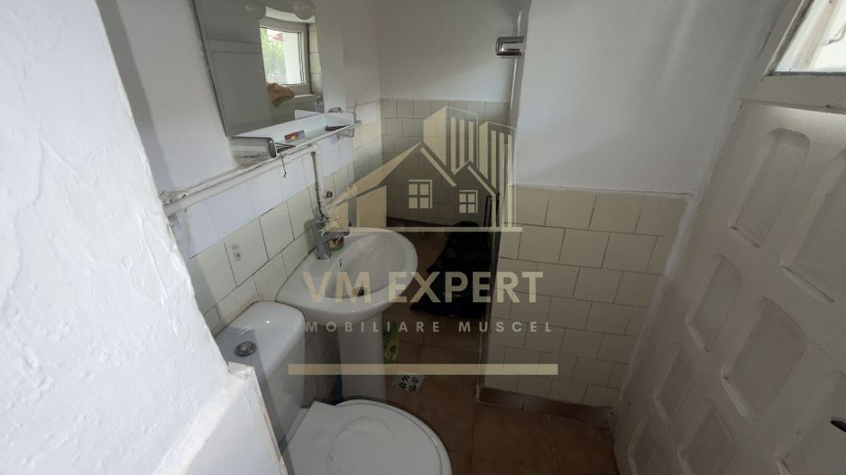 CASĂ 4 CAMERE TEREN 233 MP CENTRU CAMPULUNG - Poză 13
