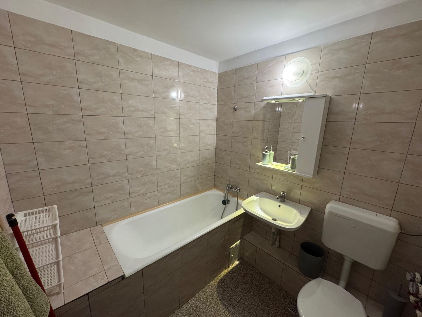 Apartament 2 camere modern, lângă metrou Titan, mobilat și utilat - Poză 8
