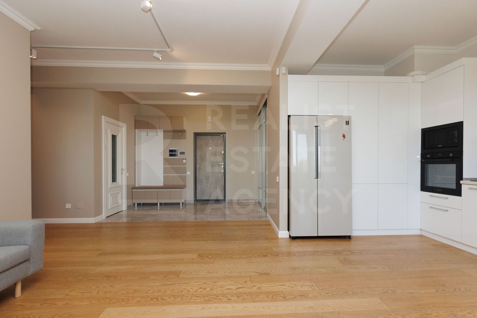 Chirie, apartament, 3 camere, bd. Ştefan cel Mare şi Sfînt, Centru - Poză 6