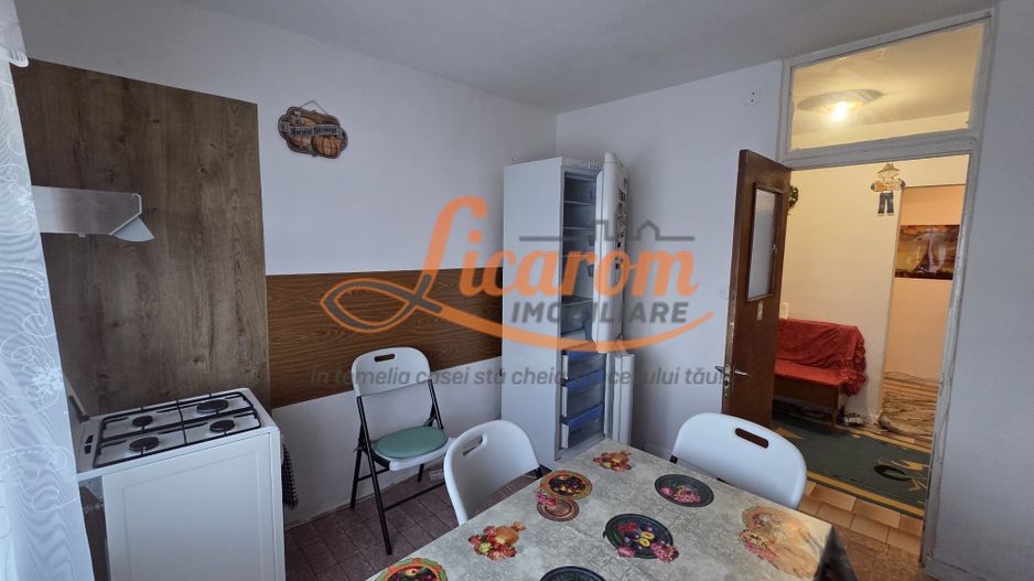 Apartament 3 camere Carpatilor aproape de Spitalul Judetean - Poză 4