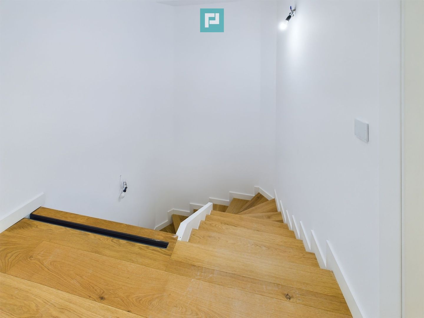 Apartament 3 camere nou la 2 min  de Cambridge School of Bucharest - Poză 7