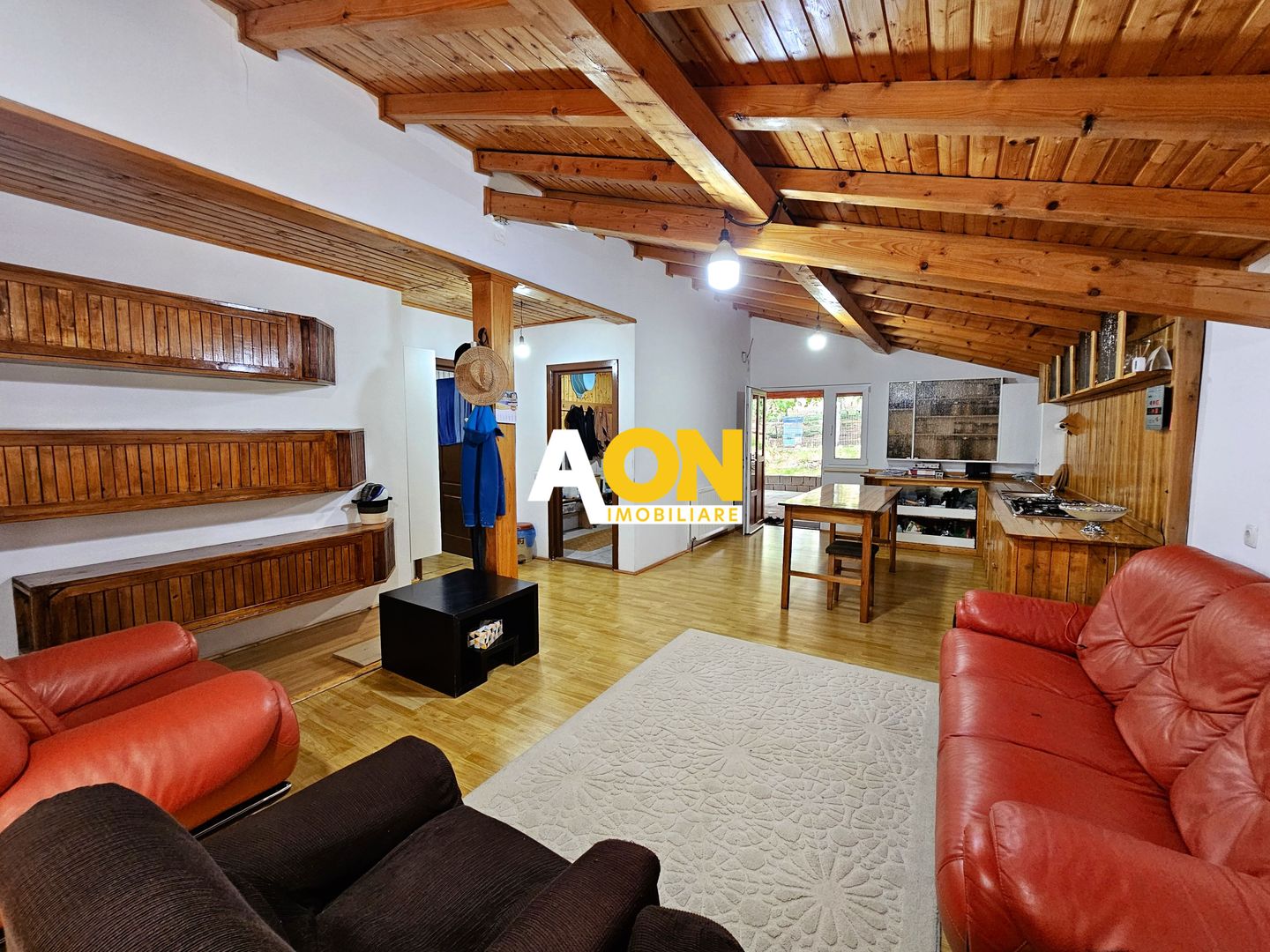 Casa multifunctionala, 6 camere , 700 mp teren, cu utilitati, Ciugud - Poză 5