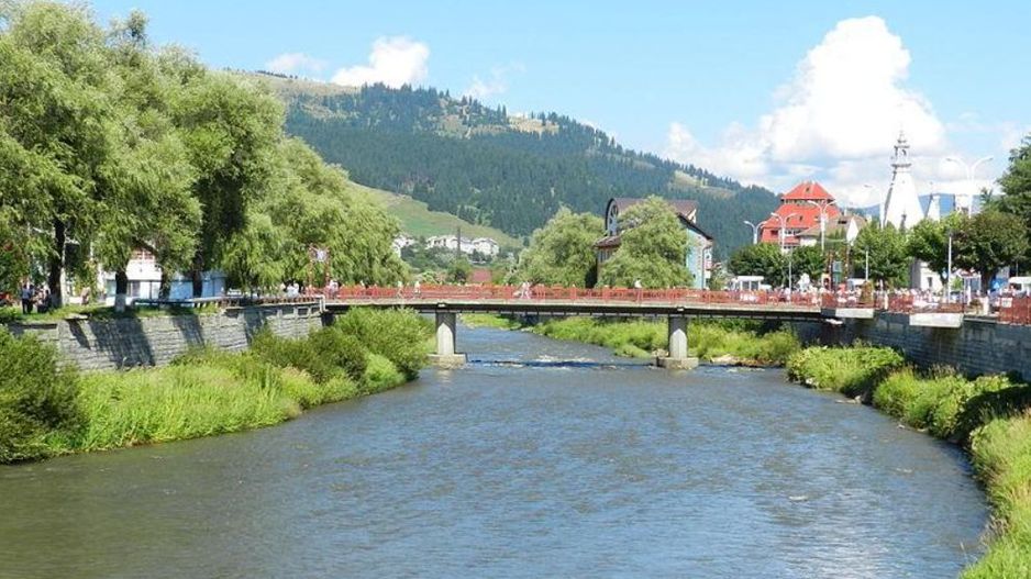Excelenta investitie! Teren in statiunea Vatra Dornei! - Poză 1