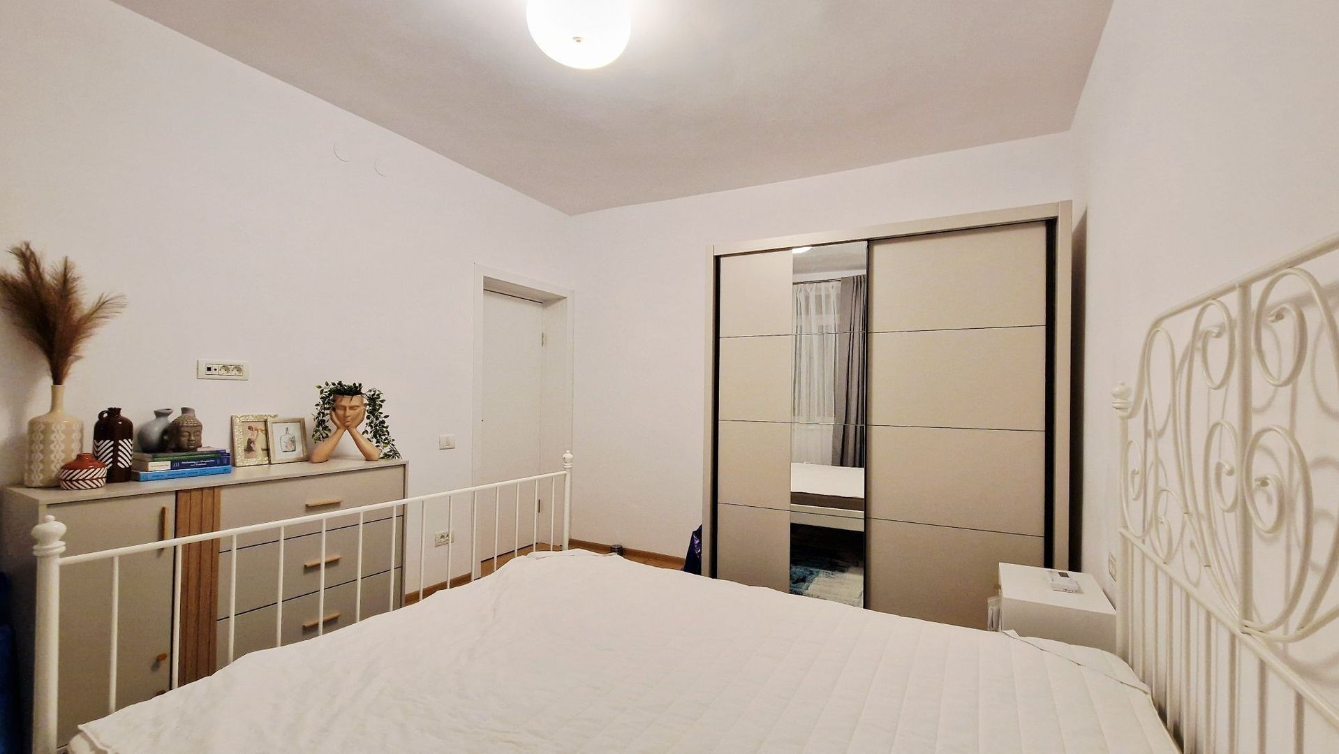 Apartament 2 camere recent renovat, in vila, in zona Parcul Circului - Poză 6