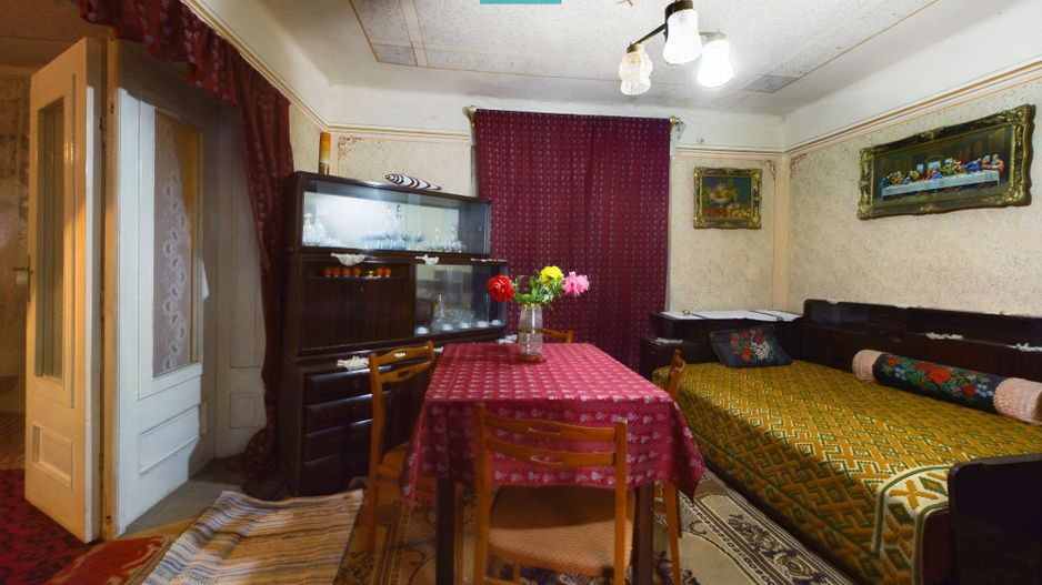 Casă impresionantă, cu anexe în Dezna-Moneasa! - Poză 7