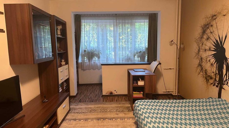 Garsonieră 38 mp, parter, balcon închis, boxă, metrou 2 min - Poză 8