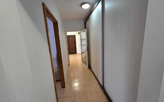 3 camere spatioase, AC, dressing generos, zona linistita Titan - Poză 4