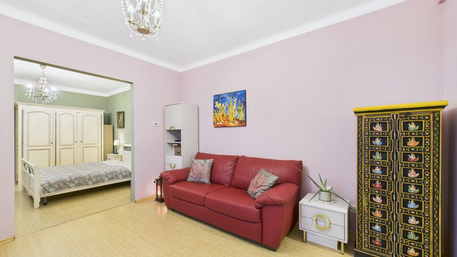 Apartament cu 2 camere de vânzare în zona Capitale - Poză 3