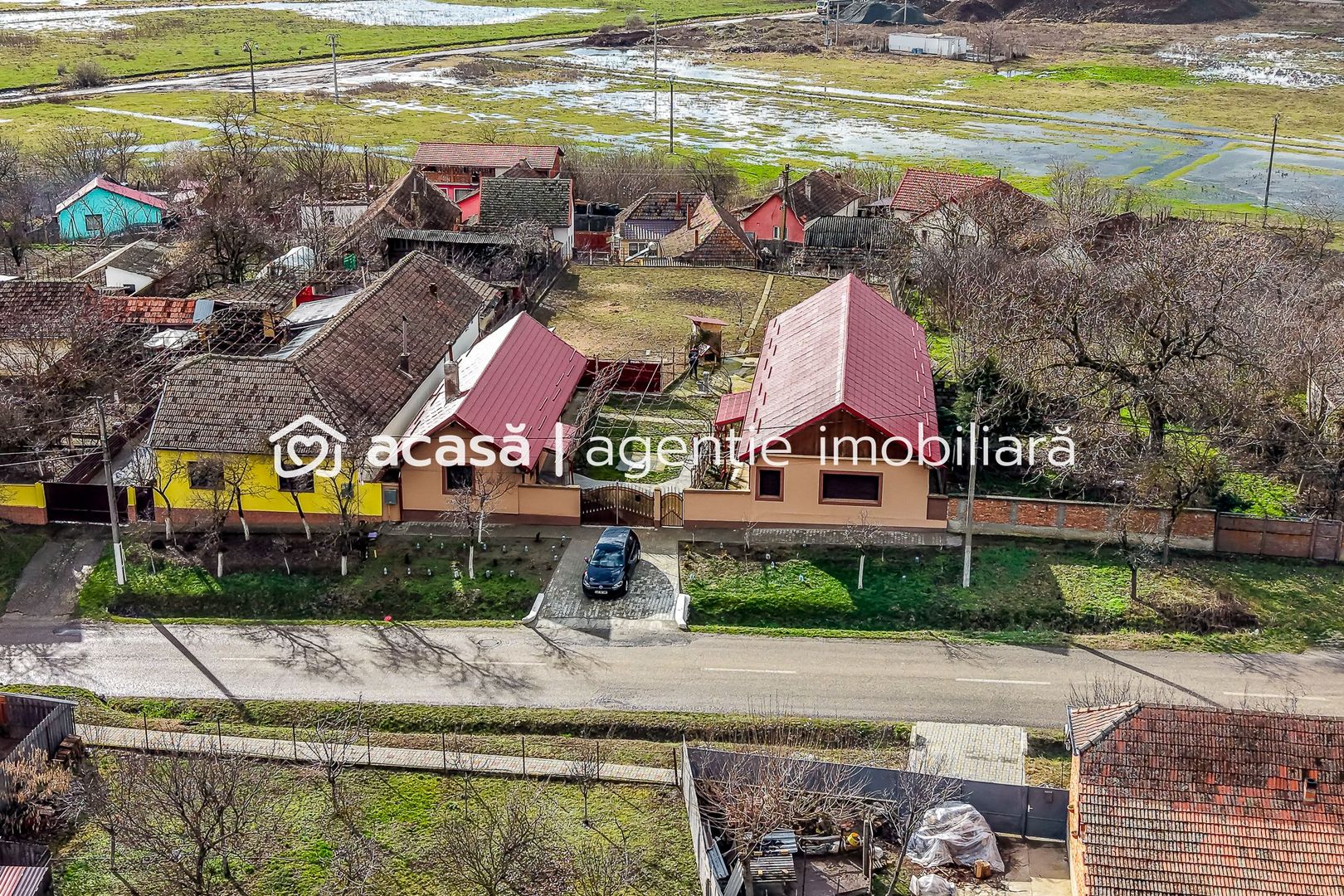 Casă în Vinga – restaurată Integral 2025 | 3 camere | teren generos - Poză 4