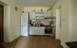 Casa individuala Sacele, 250 mp + 40 mp garaj + 556 mp curte - Poză 15