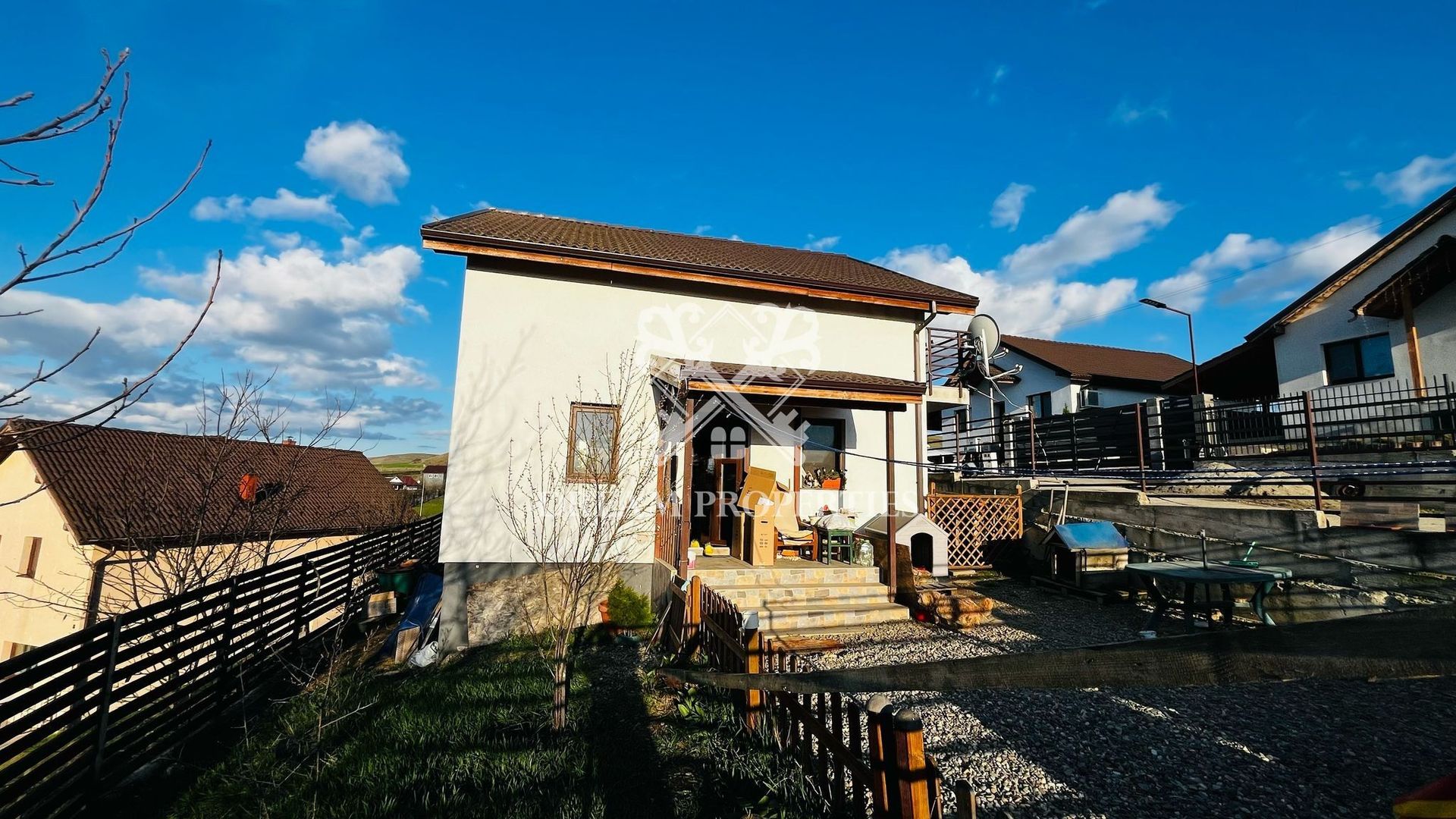 Casa individuala de vanzare, 97 mp, teren 356 mp, Apahida - Poză 1