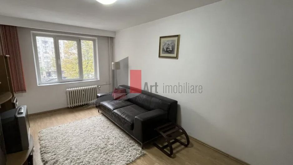 APARTAMENT  3  CAMERE  SEBASTIAN - Poză 2