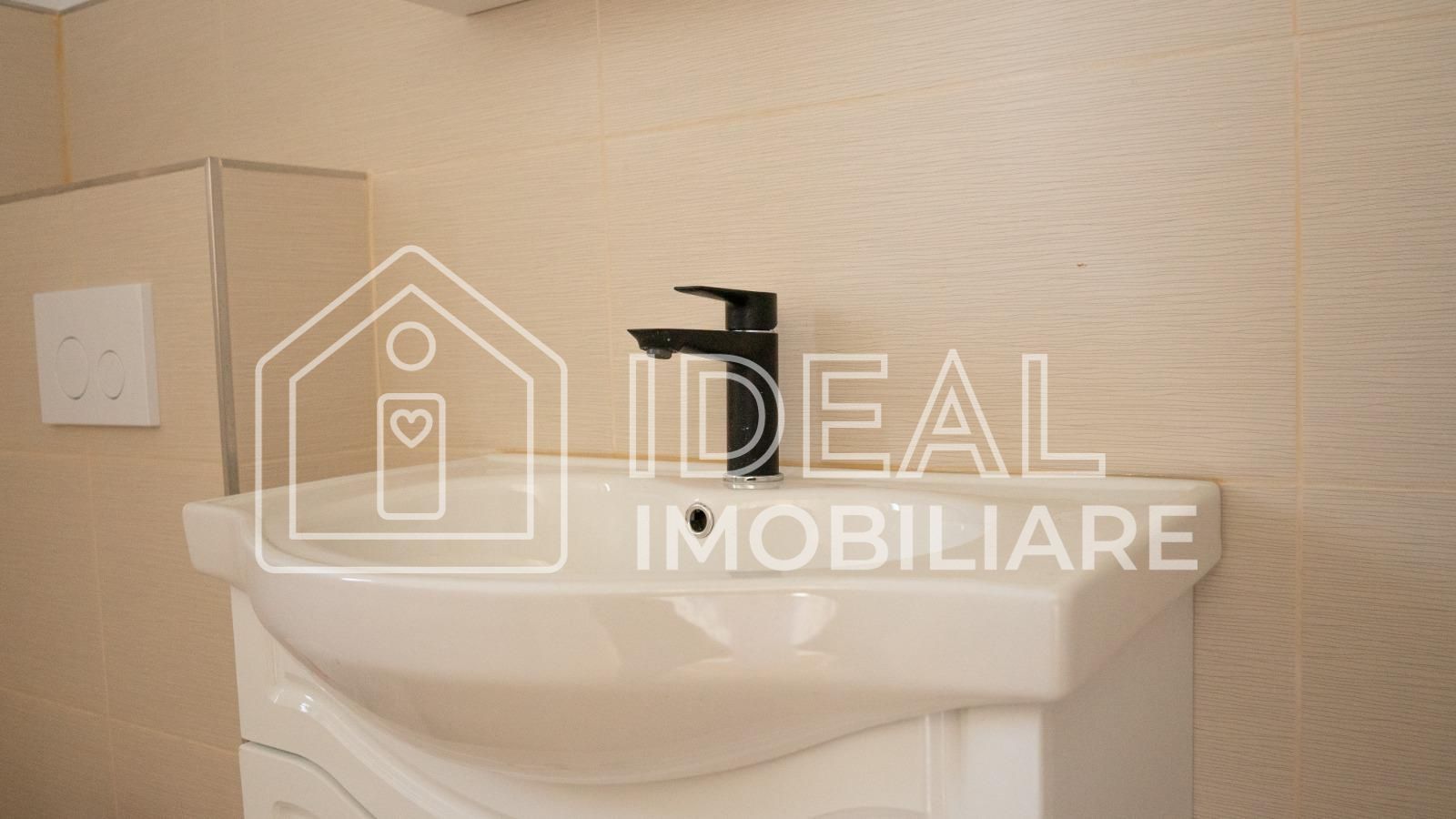 Casa Individuala Moderna cu 4 camere si 316 mp curte, in Cristian - Poză 13