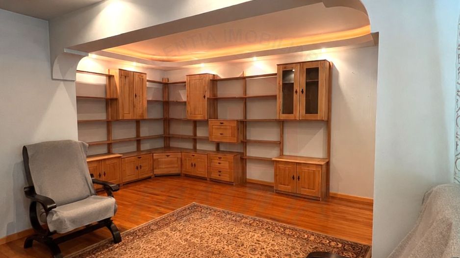 Apartament spațios și luminos cu 4 camere, 2 băi și terasă – Micro 20 - Poză 2