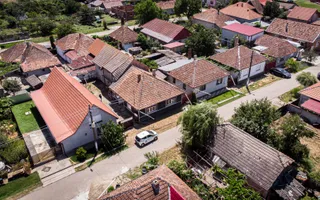 CASĂ ÎN HORIA - Poză 20