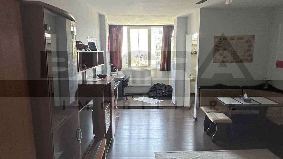 Garsoniera cocheta, 32 mp, etaj intermediar, zona Detunata - Poză 2