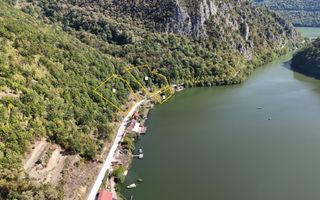 Teren la Eselnita,  Golful Mraconia - Statuia lui Decebal - Poză 3