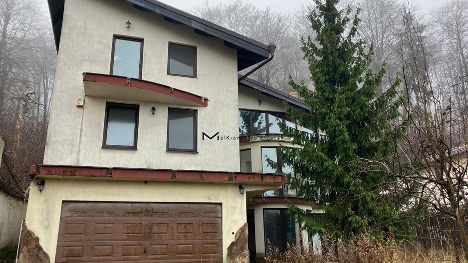 Proprietate amplă cu două case și teren generos, Brașov – str. Cariere - Poză 6