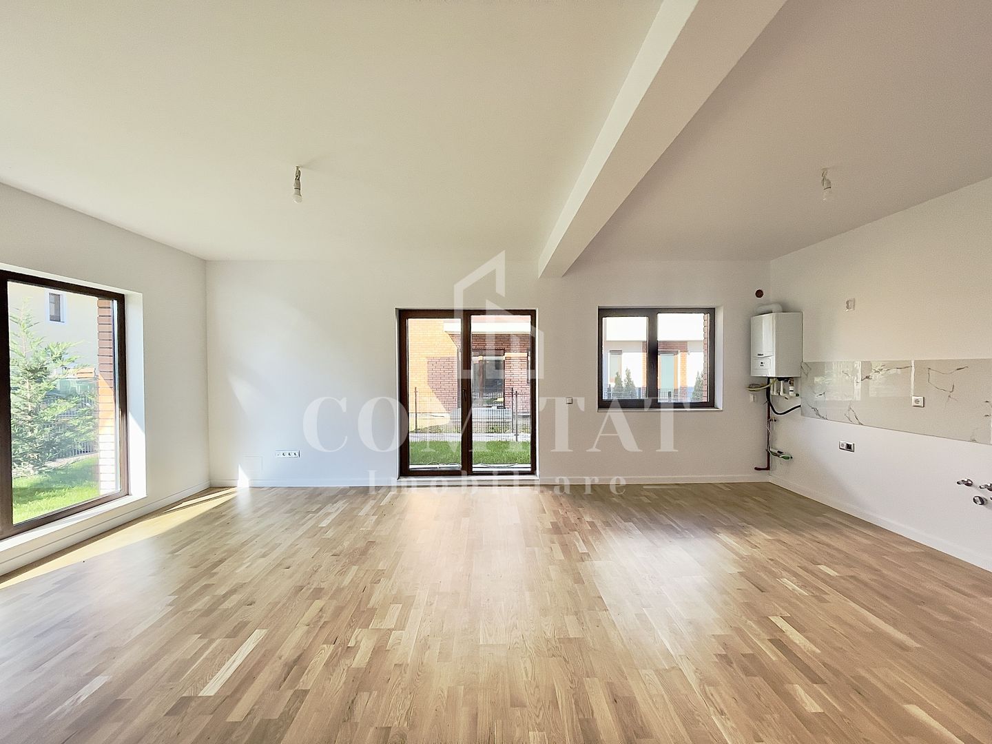 Case finisate calitativ construite zona de case și vile - Poză 1
