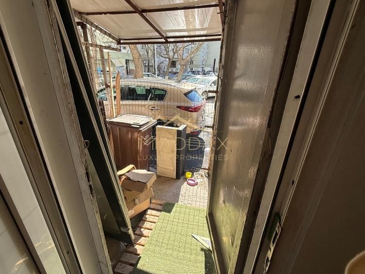 Spatiu comercial // vitrina 16 metri // Banu Manta // Primaria sect 1 - Poză 6