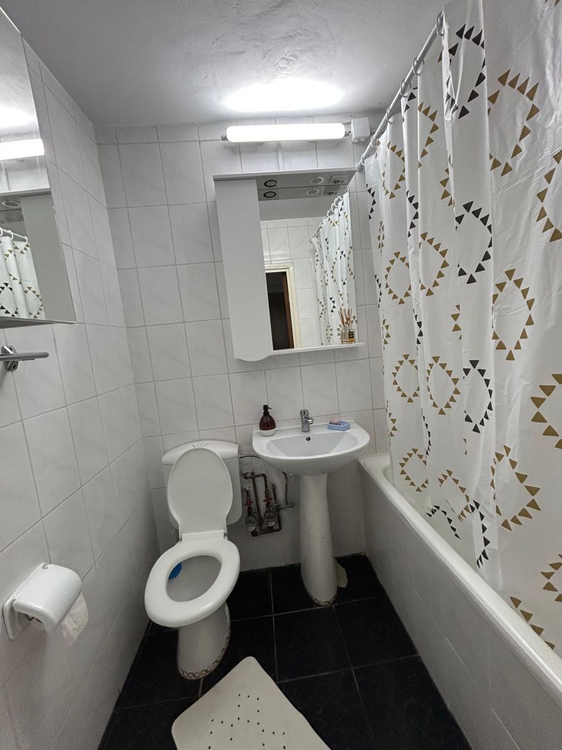3 camere decomandat, 10 min metrou 1 Decembrie, etaj 3 - Poză 2