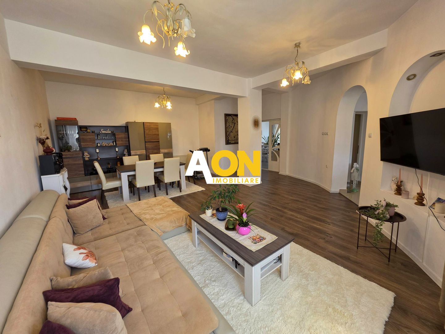 1/2 Duplex mobilat, utilat, 3 camere, 323 mp teren, Cetate, zona Schit - Poză 6