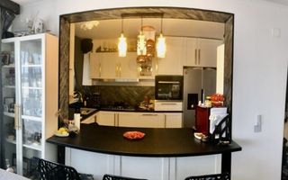 Apartament tip penthouse ultrafinisat, zona Vivo - Poză 2